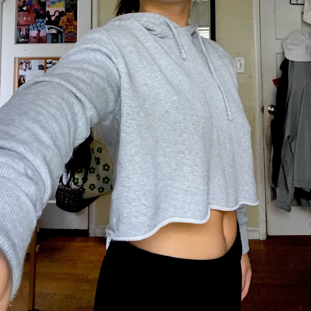 grey cropped hoodie